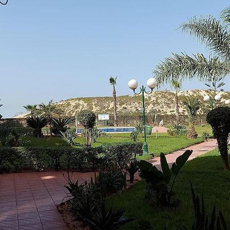Appartement Avec Piscine Proche De La Plage Mohammédia Extérieur photo